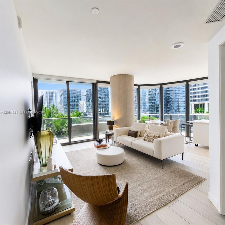 For Rent: $6,000 (2 beds, 2 baths, 926 Square Feet)