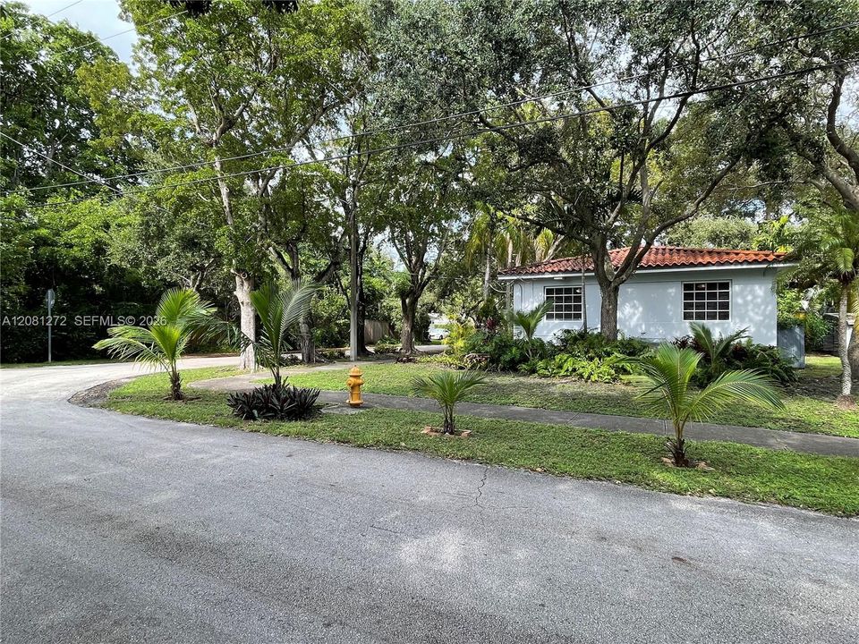 Current Photo or Property