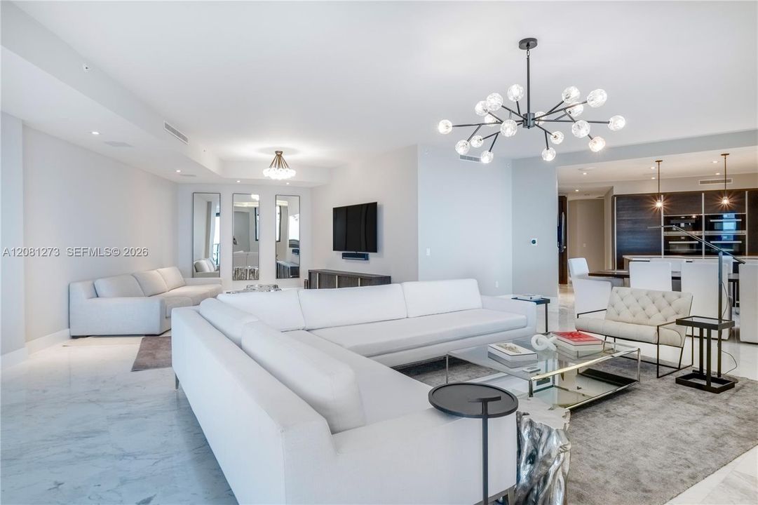 En Venta: $4,700,000 (4 camas, 4 baños, 3555 Pies cuadrados)