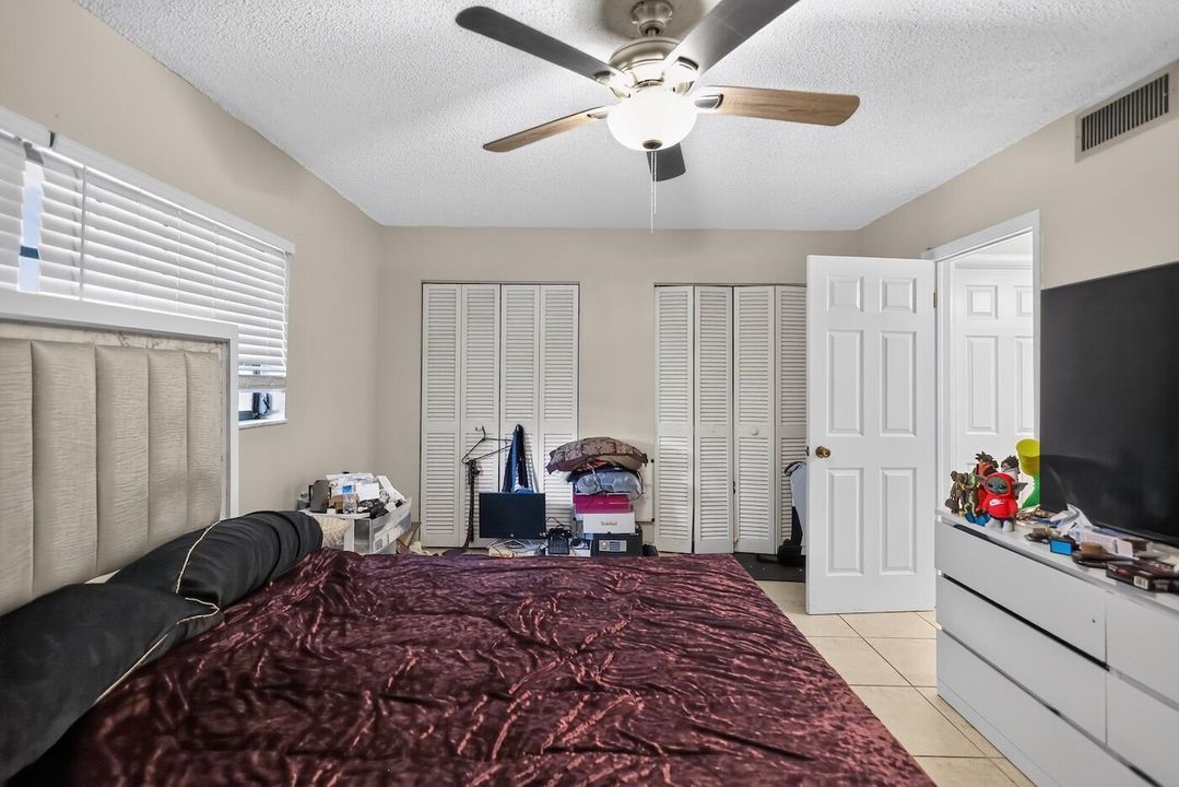 20_3254_N_Pine_Island_Rd-Bedroom-0078