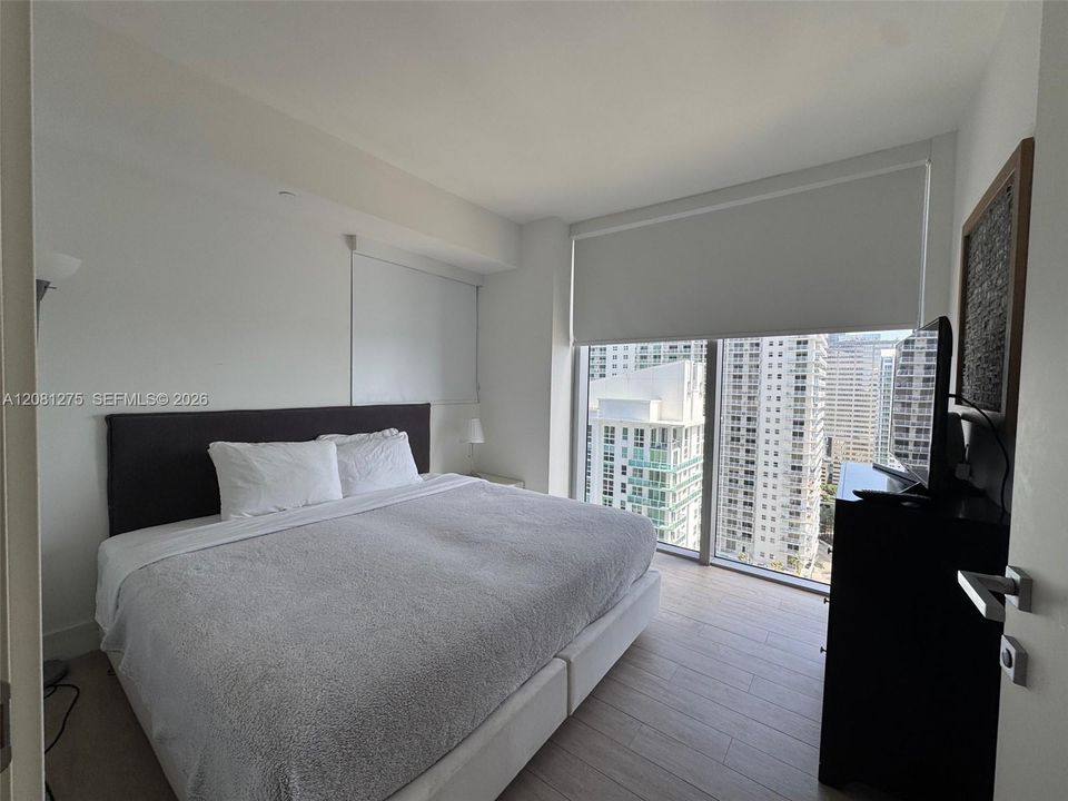 В аренду: $5,900 (2 спален, 2 ванн, 1012 Квадратных фут)