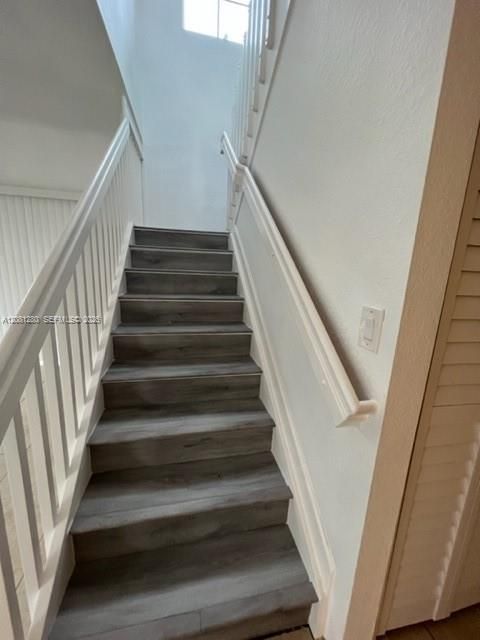 В аренду: $3,100 (3 спален, 2 ванн, 1750 Квадратных фут)