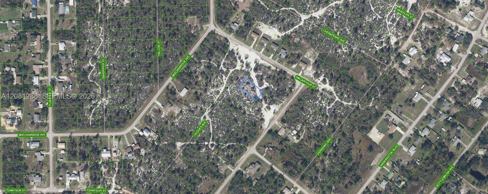 待售: $9,900 (0.25 acres)