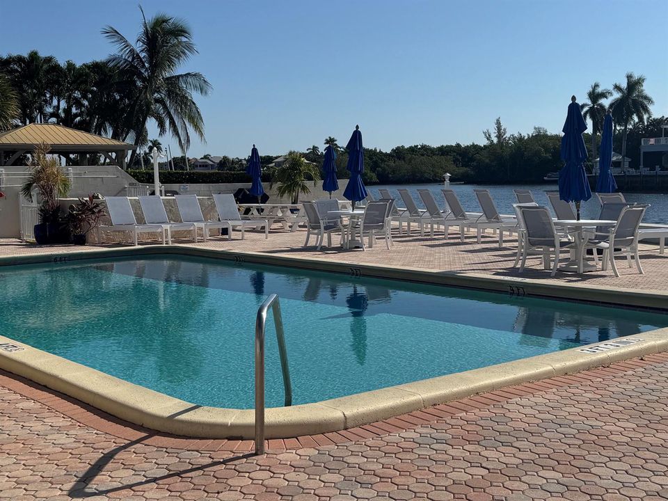 Beautiful pool deck on the ICW