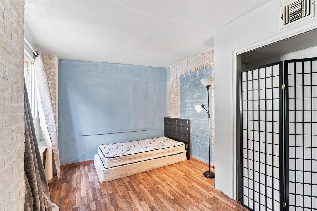 19_bedroom 3