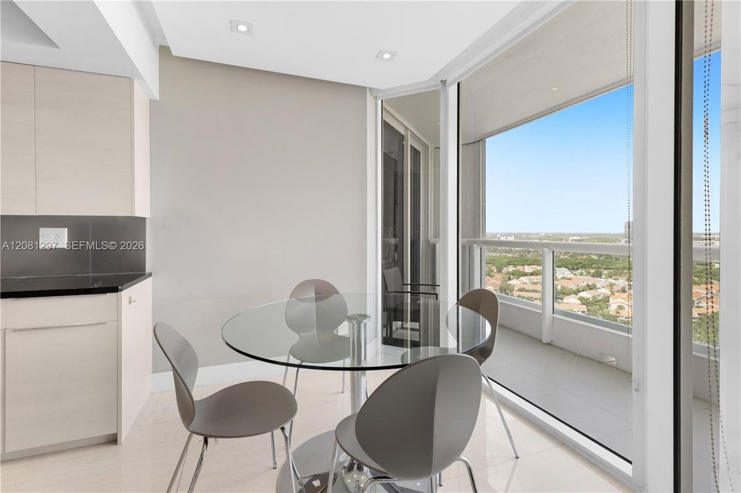 En Venta: $850,000 (2 camas, 2 baños, 1505 Pies cuadrados)