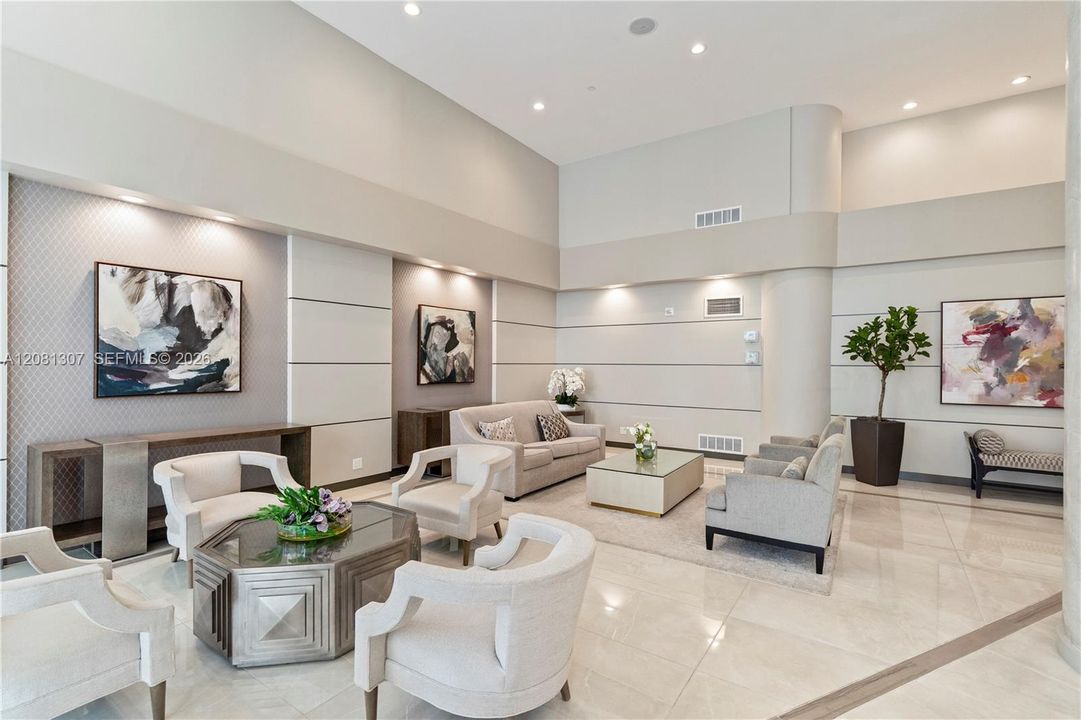 В аренду: $2,900 (1 спален, 1 ванн, 857 Квадратных фут)