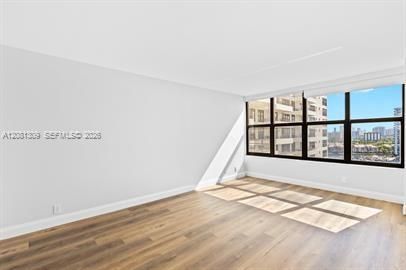 В аренду: $2,500 (2 спален, 2 ванн, 1280 Квадратных фут)