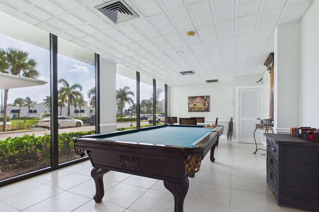 Billard Room
