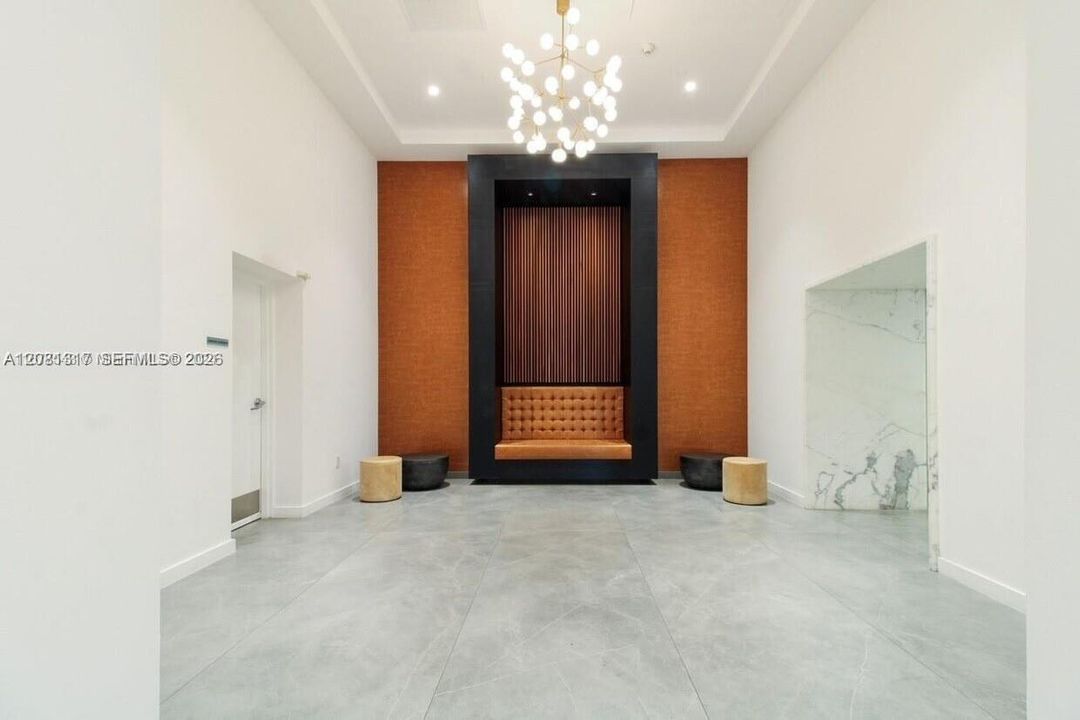 В аренду: $3,400 (2 спален, 2 ванн, 935 Квадратных фут)