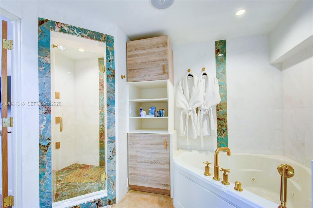 For Sale: $1,580,000 (2 beds, 2 baths, 2070 Square Feet)