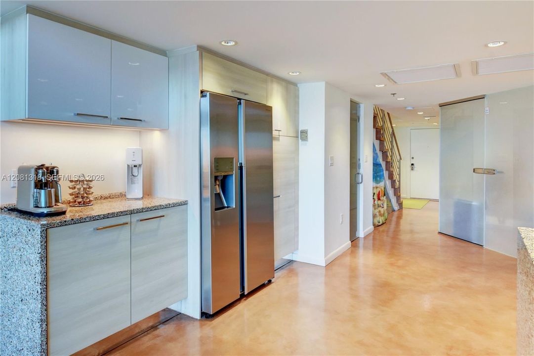 For Sale: $1,580,000 (2 beds, 2 baths, 2070 Square Feet)