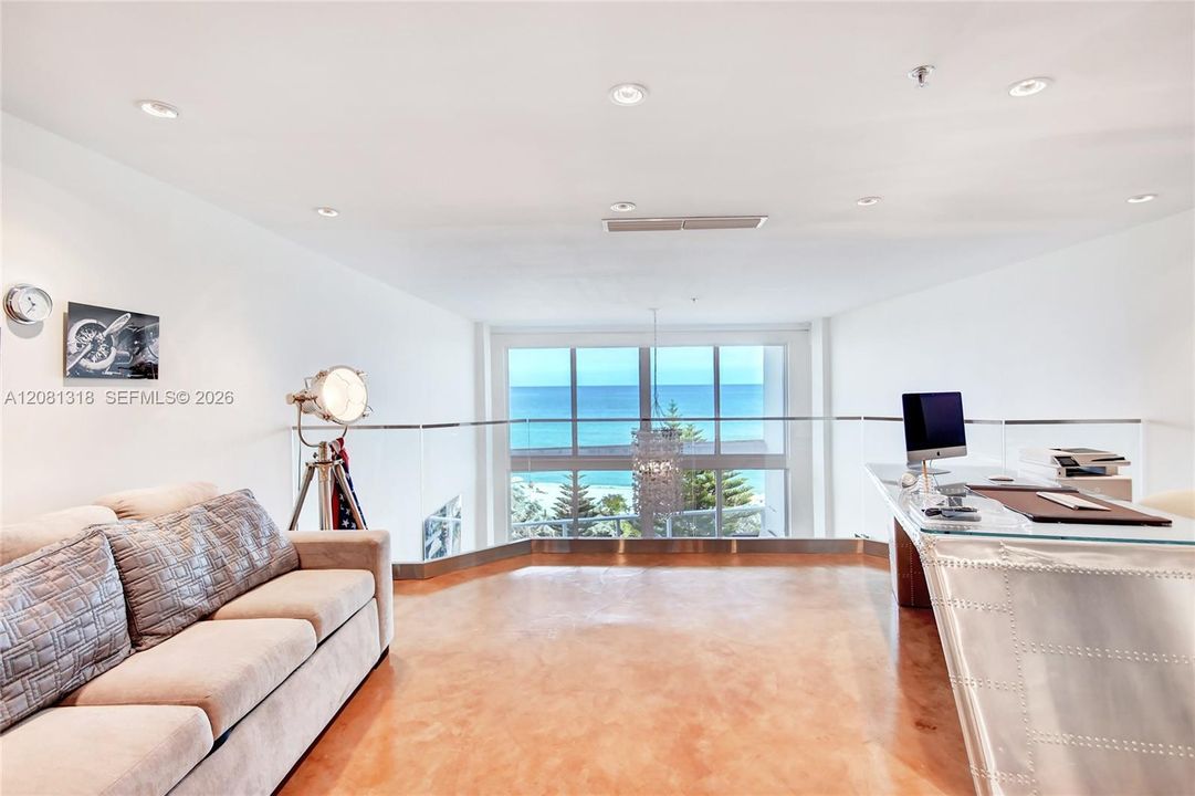 For Sale: $1,580,000 (2 beds, 2 baths, 2070 Square Feet)