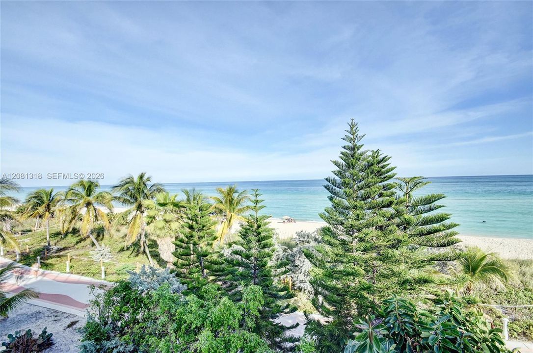 For Sale: $1,580,000 (2 beds, 2 baths, 2070 Square Feet)
