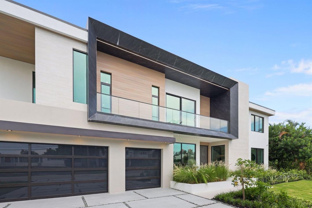 2825 Northeast 27th St - 9.jpg-SMALL