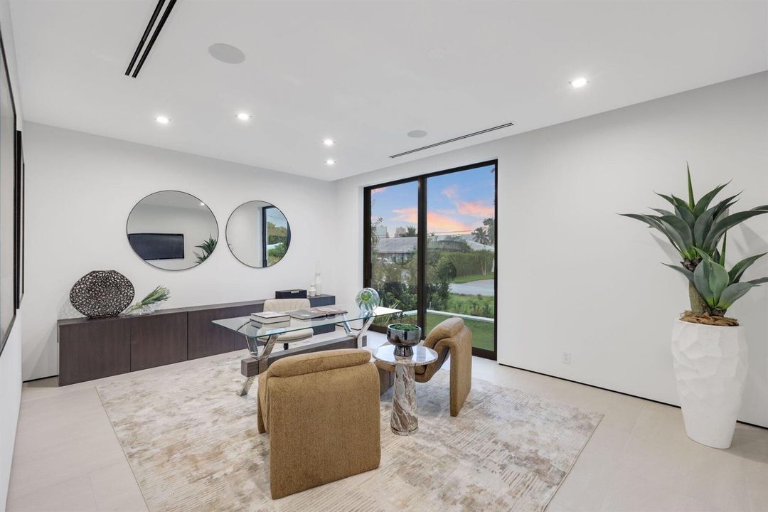 2825 Northeast 27th St - 67.jpg-SMALL