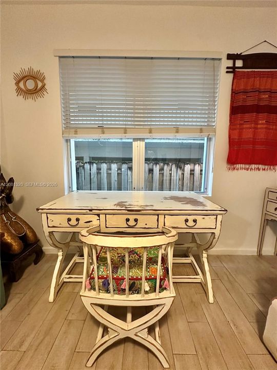 В аренду: $2,200 (1 спален, 1 ванн, 535 Квадратных фут)