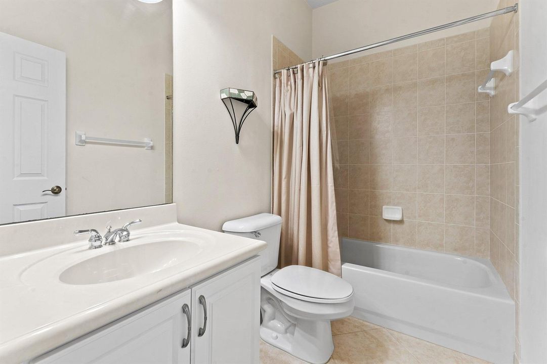 022-118SeagrapeDrive-107-Jupiter-FL-3345