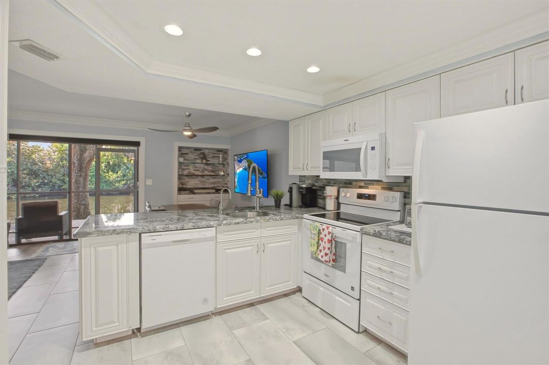1605 US Highway 1 C104 kitchen 2