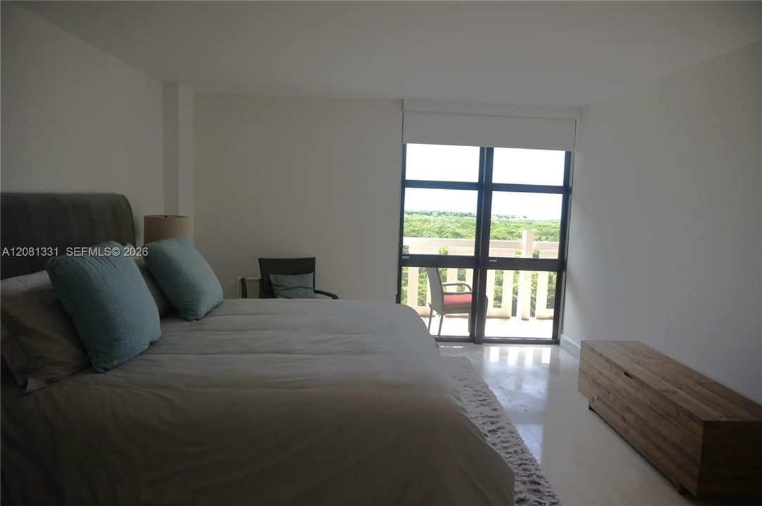 В аренду: $7,500 (2 спален, 2 ванн, 1409 Квадратных фут)