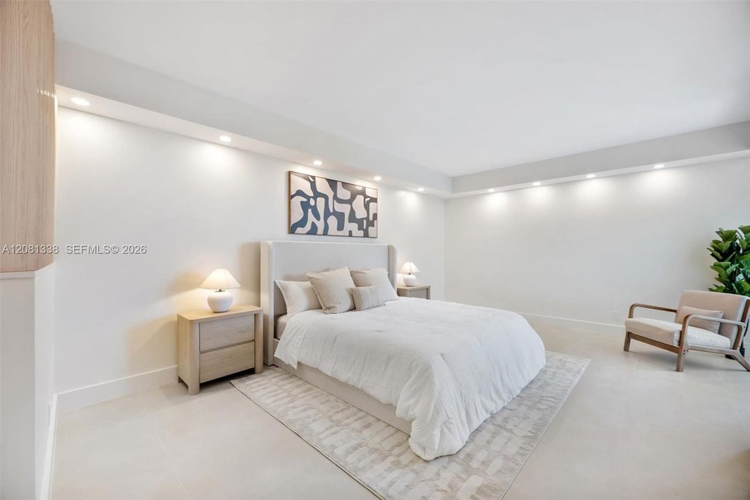 For Rent: $5,800 (2 beds, 2 baths, 1677 Square Feet)