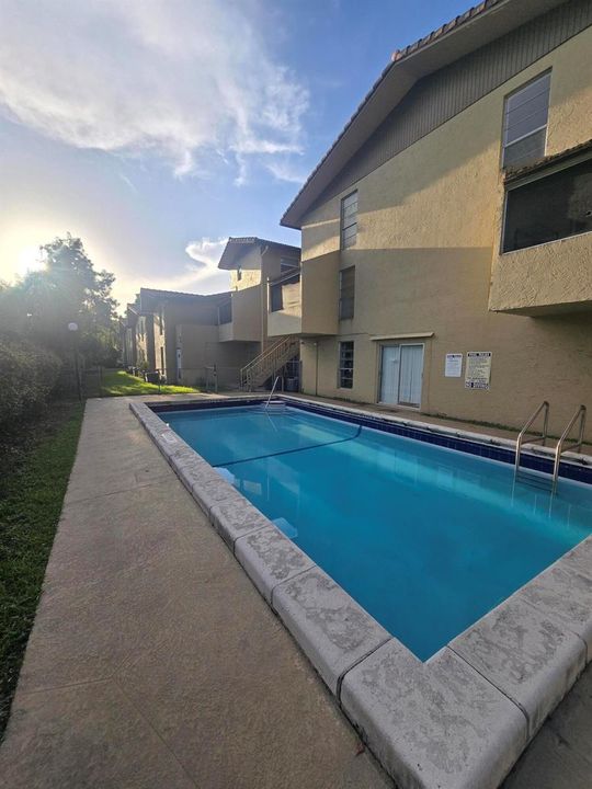 pool view