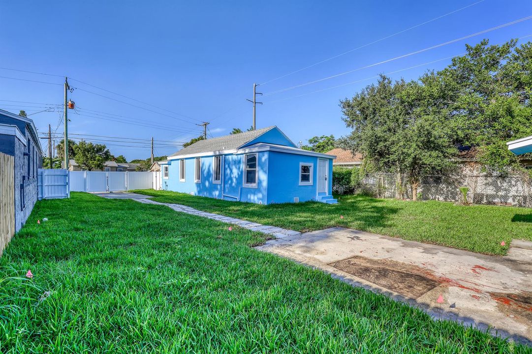 180 W 15th (22)