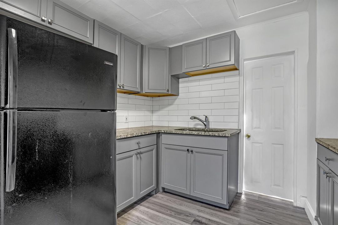 180 W 15th (10)