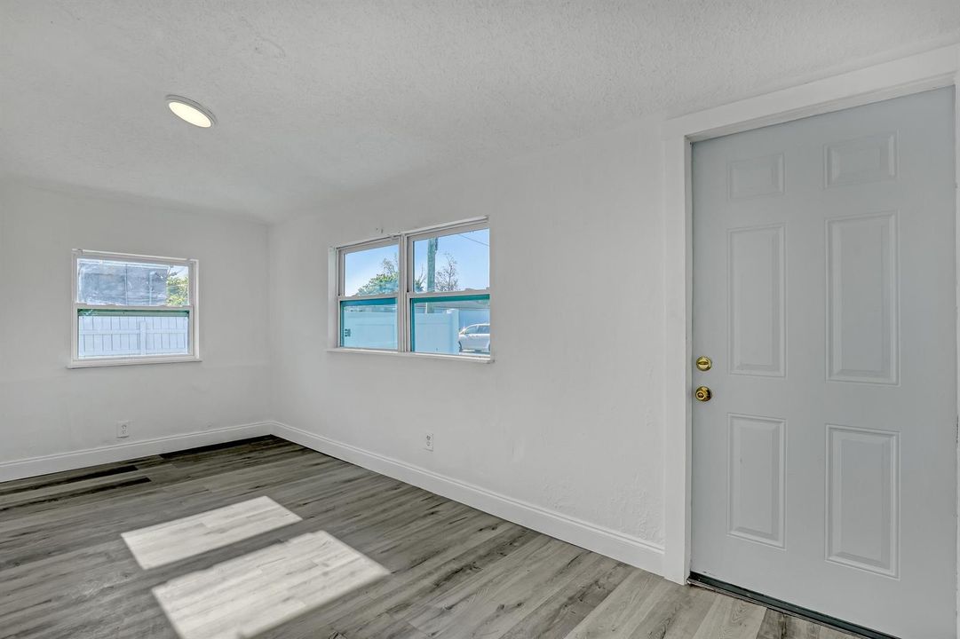 180 W 15th (8)