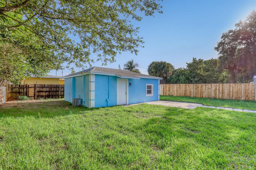 180 W 15th (25)