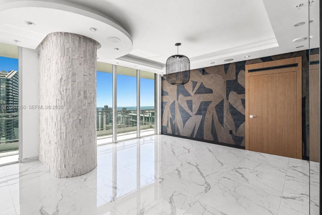 En Venta: $1,695,000 (3 camas, 3 baños, 2356 Pies cuadrados)