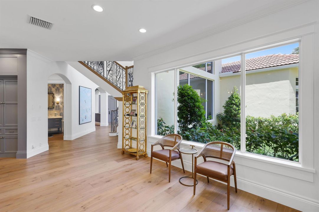 1019 Grand Court - 28.jpg-FULL