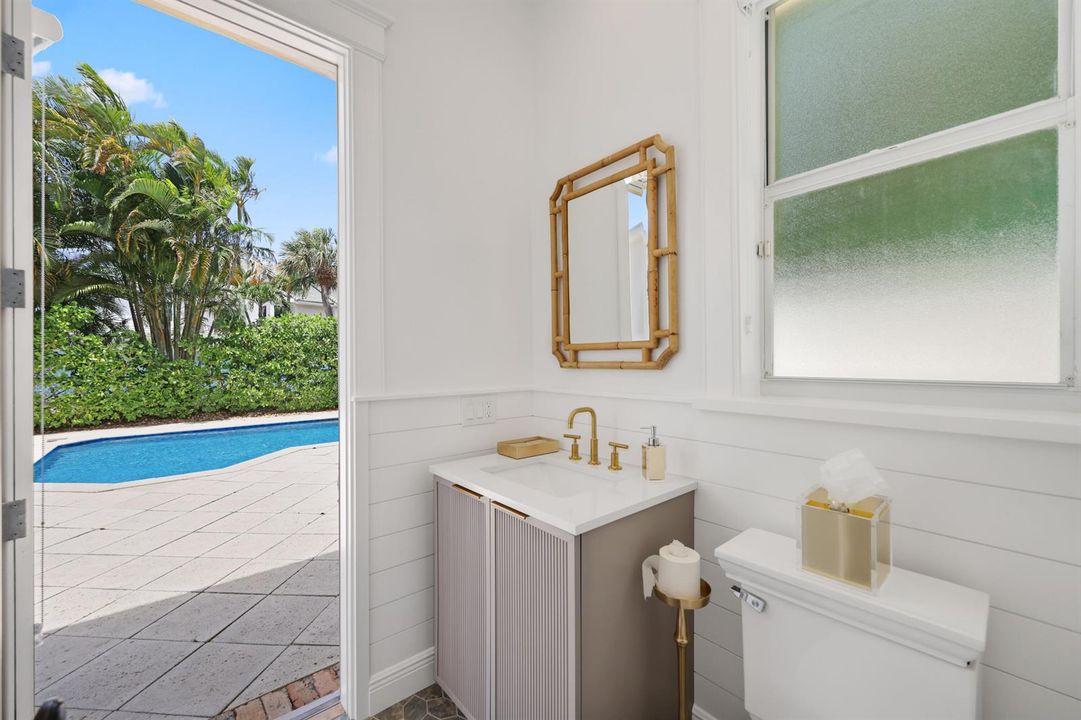 1019 Grand Court - 39.jpg-FULL