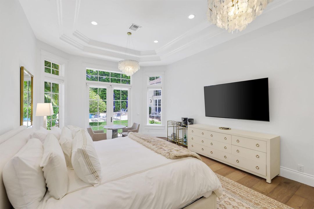 1019 Grand Court - 44.jpg-FULL