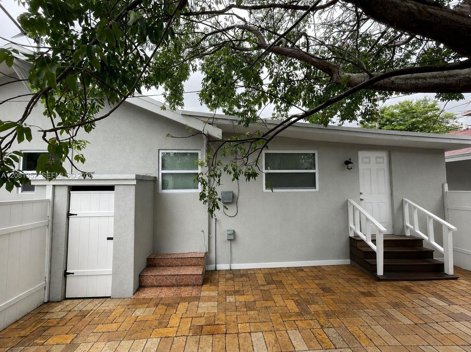 En Venta: $1,200,000 (0 camas, 0 baños, 1970 Pies cuadrados)