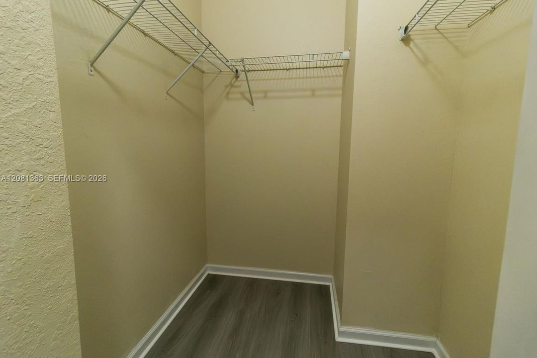 For Rent: $2,650 (2 beds, 2 baths, 1205 Square Feet)