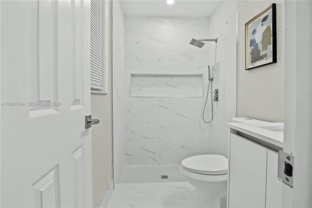 На продажу: $669,900 (4 спален, 2 ванн, 1892 Квадратных фут)