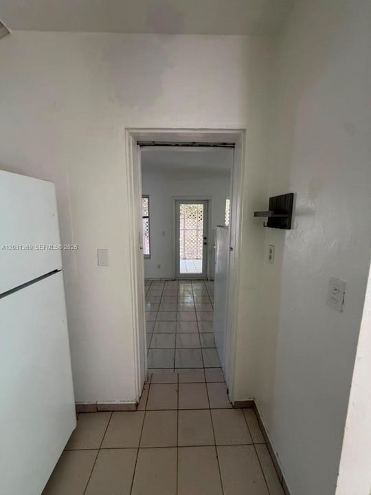 For Rent: $3,300 (3 beds, 2 baths, 1302 Square Feet)