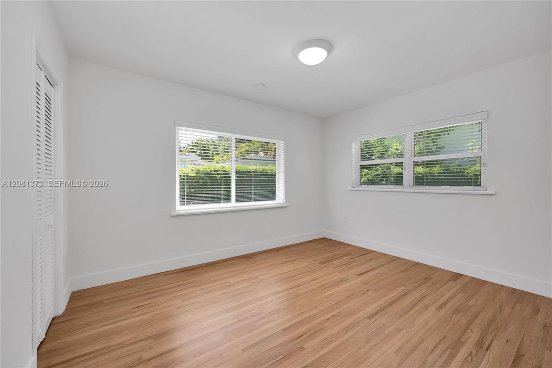В аренду: $6,000 (3 спален, 2 ванн, 1641 Квадратных фут)