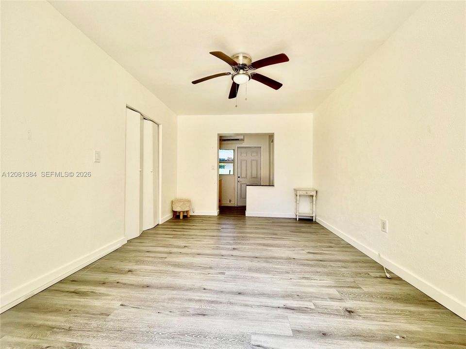 En Venta: $999,000 (0 camas, 0 baños, 1912 Pies cuadrados)