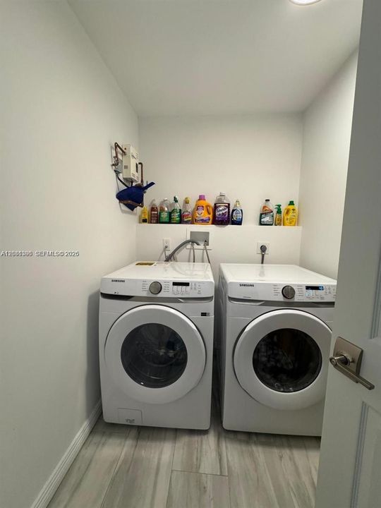 En Renta: $3,300 (2 camas, 2 baños, 985 Pies cuadrados)