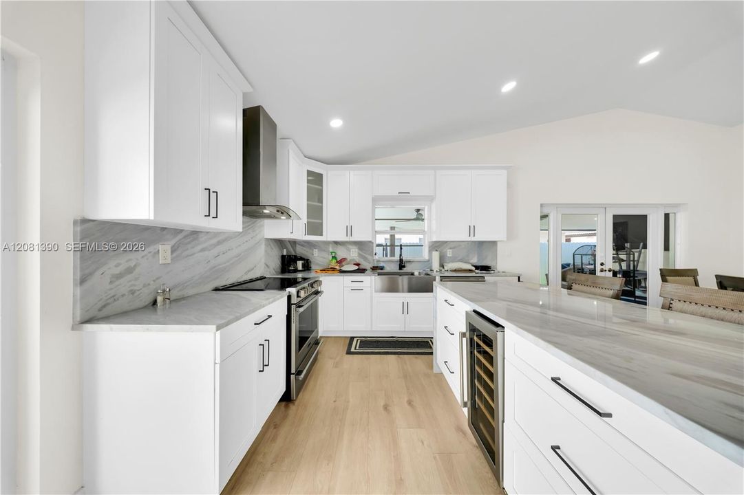 For Sale: $730,000 (3 beds, 2 baths, 1821 Square Feet)