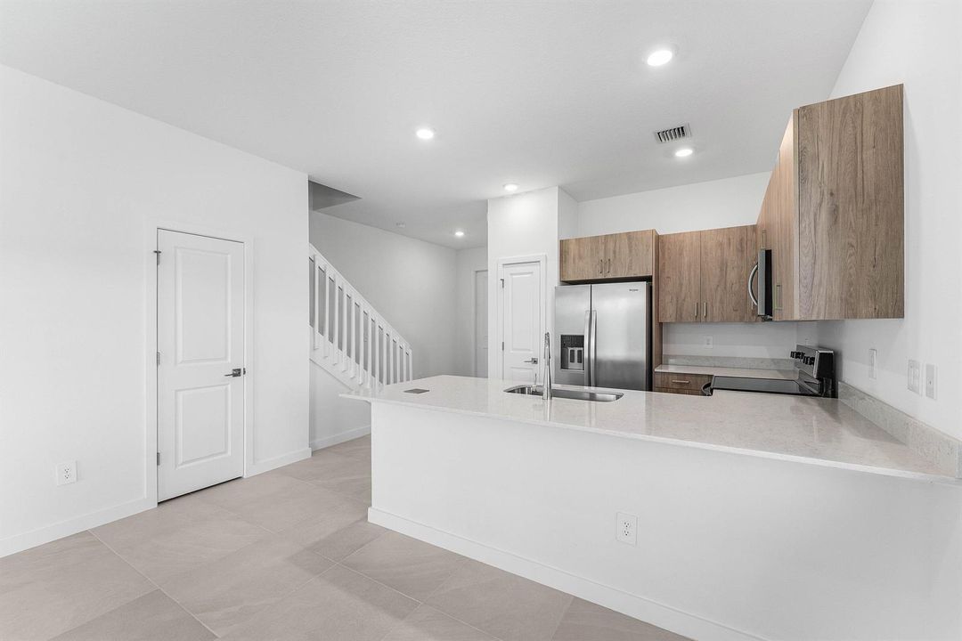 010-157LakesideLandingCourt-RoyalPalmBea