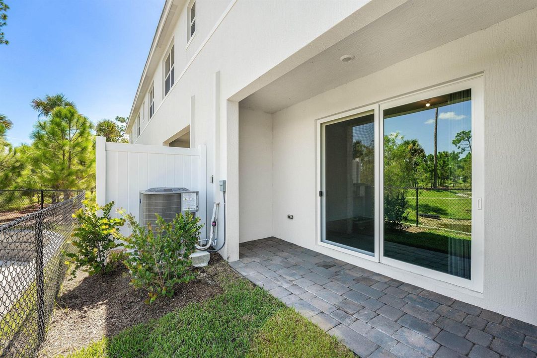 034-157LakesideLandingCourt-RoyalPalmBea