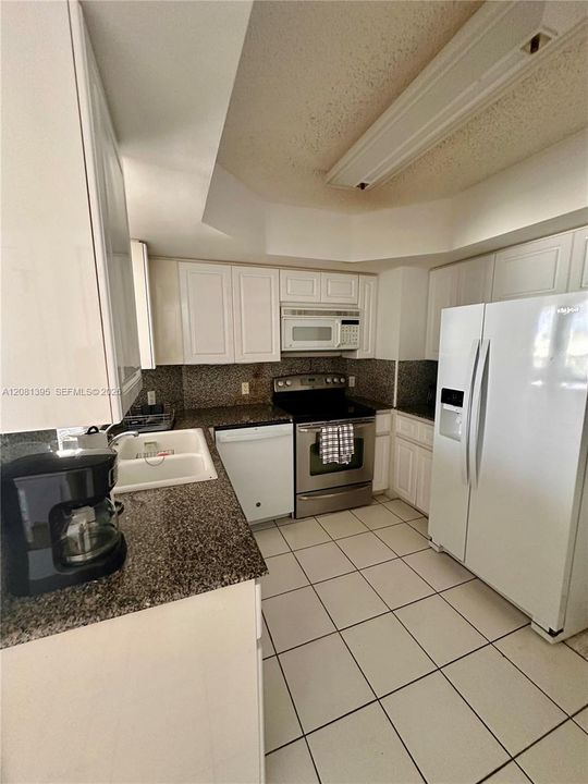 En Renta: $4,800 (2 camas, 2 baños, 1220 Pies cuadrados)
