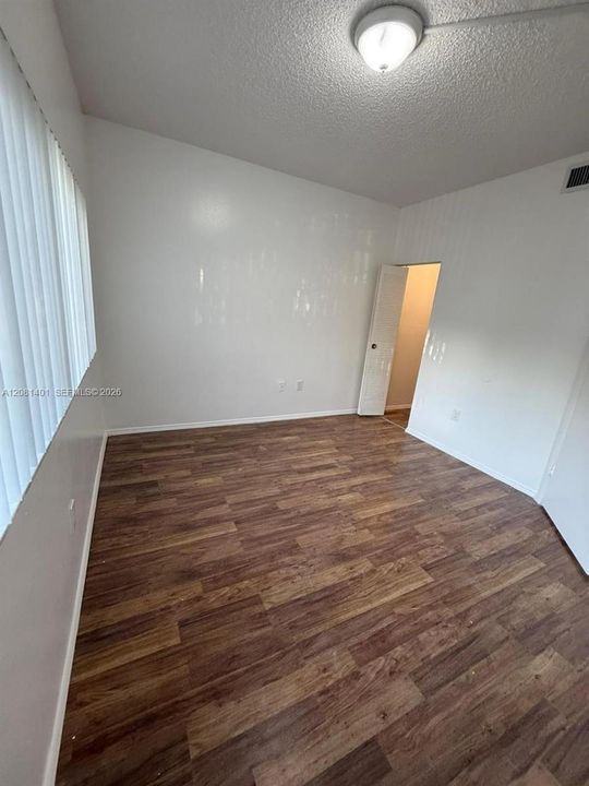 For Rent: $2,100 (2 beds, 2 baths, 858 Square Feet)