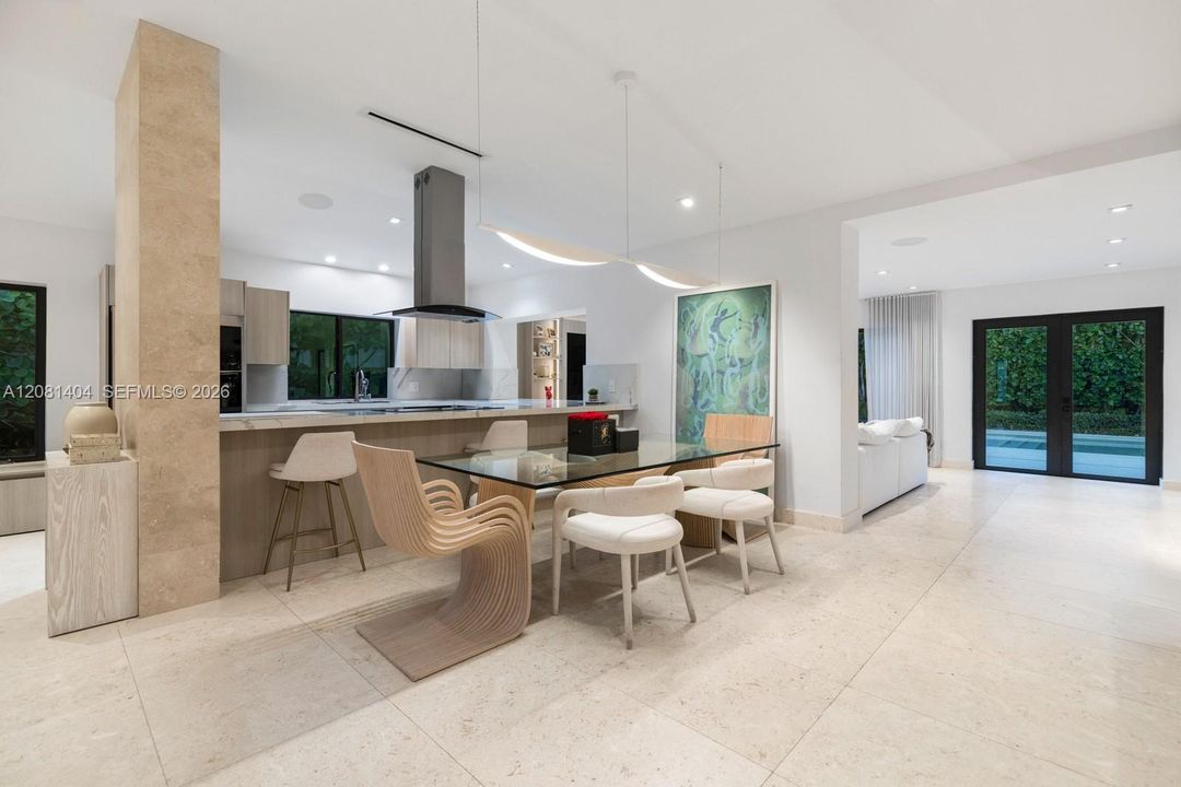 For Sale: $2,575,000 (3 beds, 3 baths, 2146 Square Feet)