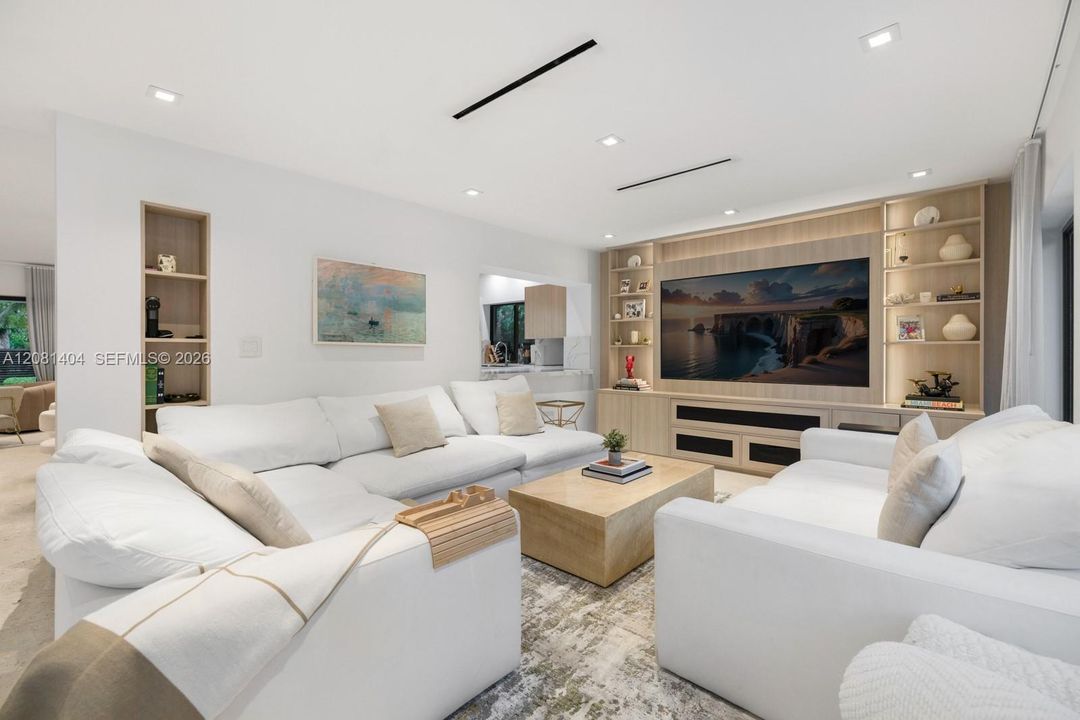 For Sale: $2,575,000 (3 beds, 3 baths, 2146 Square Feet)