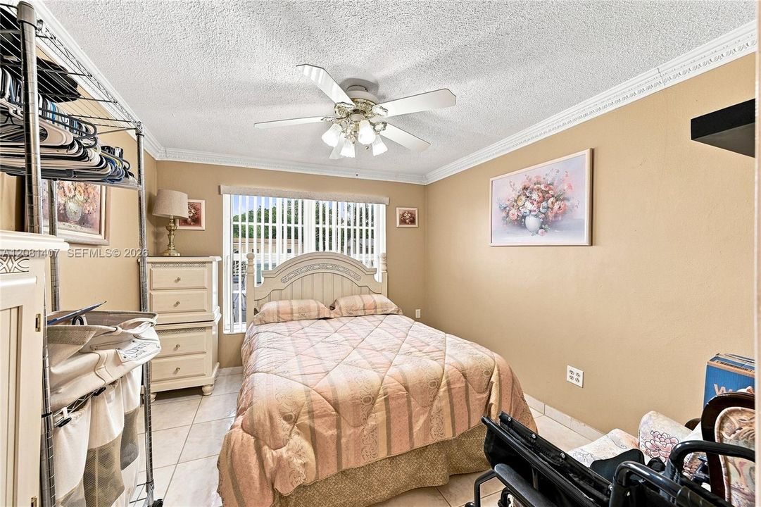 En Venta: $599,999 (4 camas, 2 baños, 1782 Pies cuadrados)