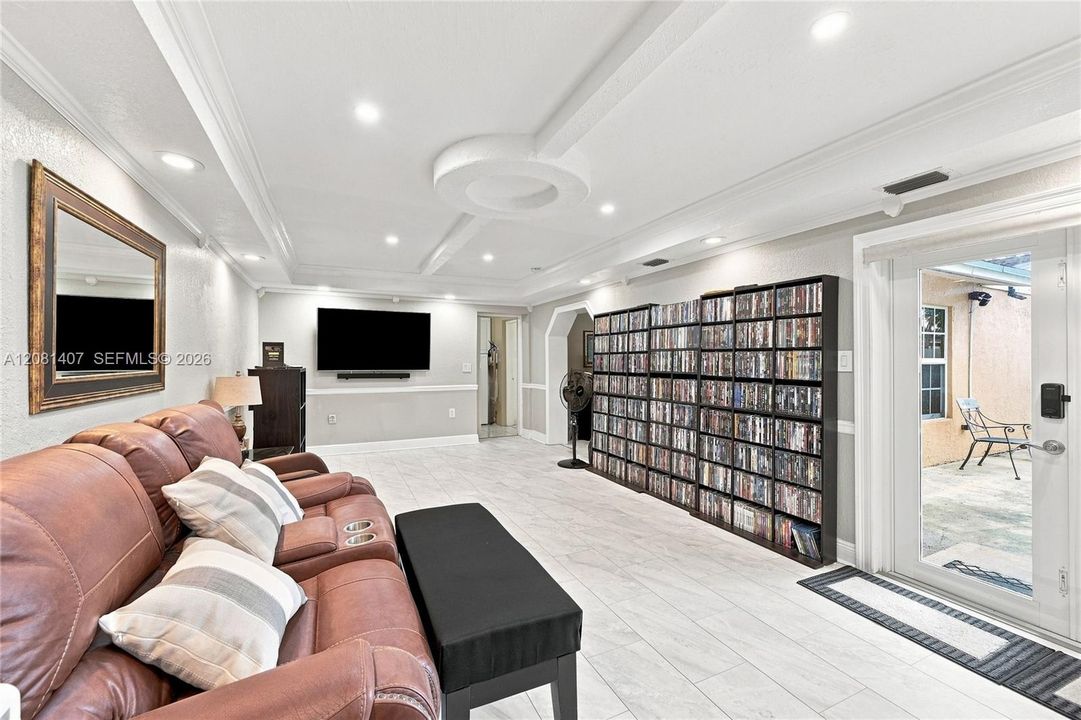 En Venta: $599,999 (4 camas, 2 baños, 1782 Pies cuadrados)